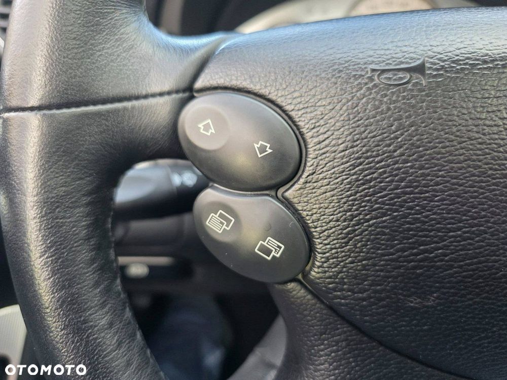 Mercedes-Benz CLK - 14