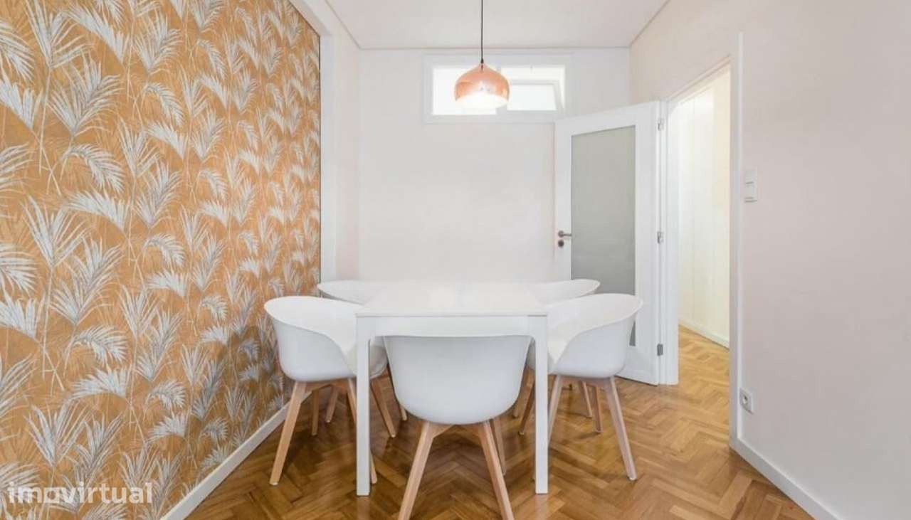 Apartamento T2+1 com varandas para venda no Bonfim no Porto - Grande imagem: 4/16
