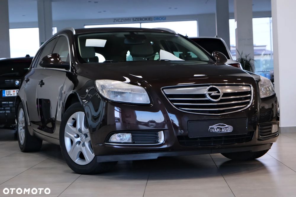 Opel Insignia - 1