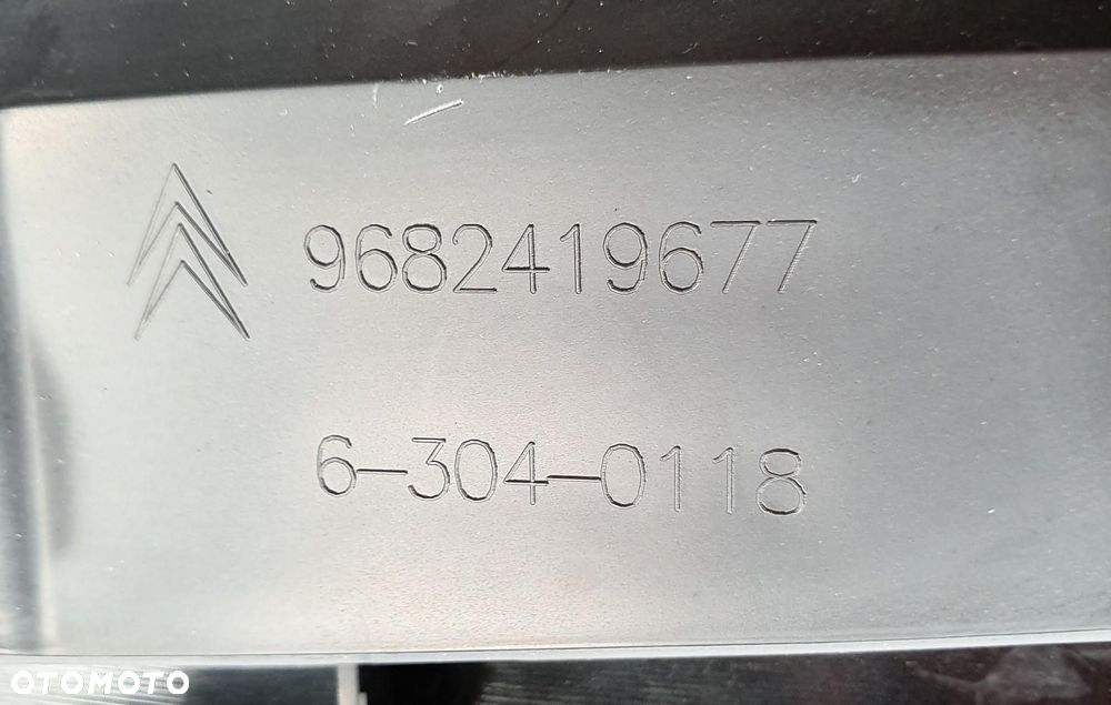 KRATKA NAWIEWU KONSOLI CITROEN C5 III X7 - 4