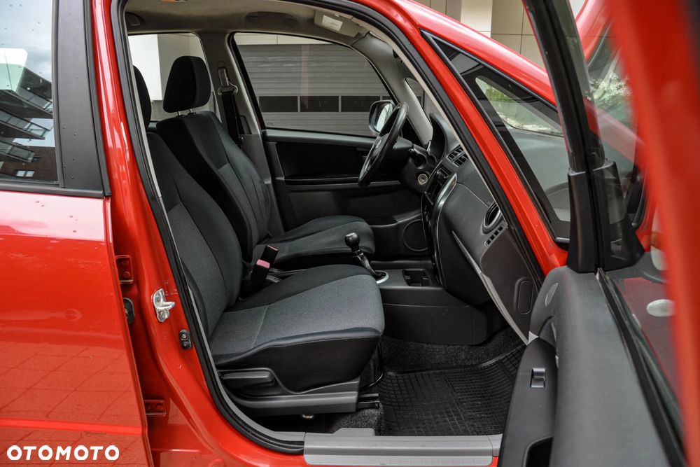 Suzuki SX4 1.5 Streetline 4x2 Classic - 11