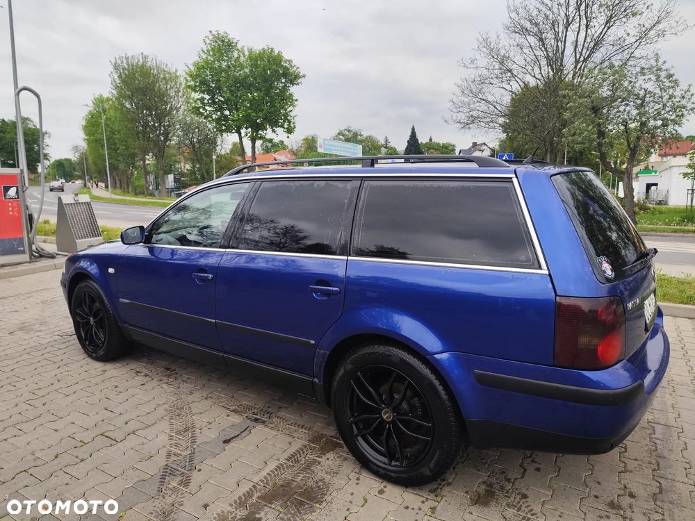 Volkswagen Passat 1.9 TDI Comfortline - 3