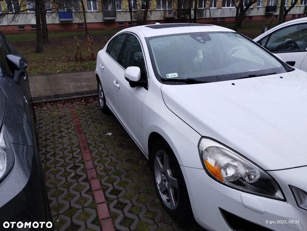 Volvo S60 ver-2-5-t5 - 4