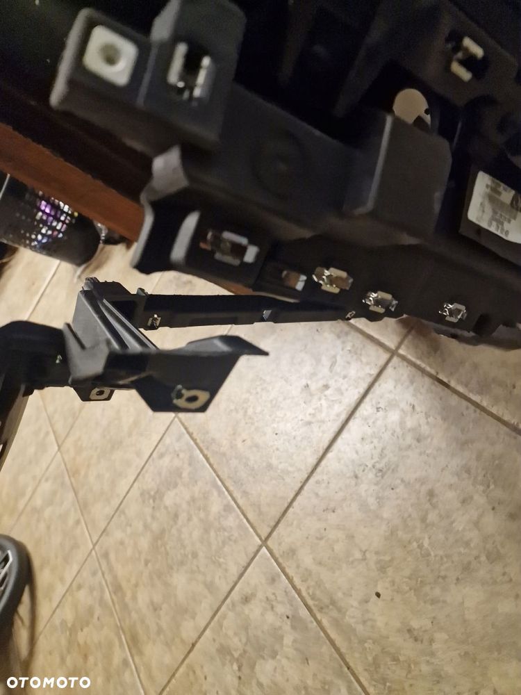 konsola airbag pasy renault clio v 2024 rok - 6