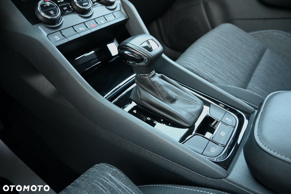 Skoda Karoq 1.5 TSI ACT DSG Ambition - 15