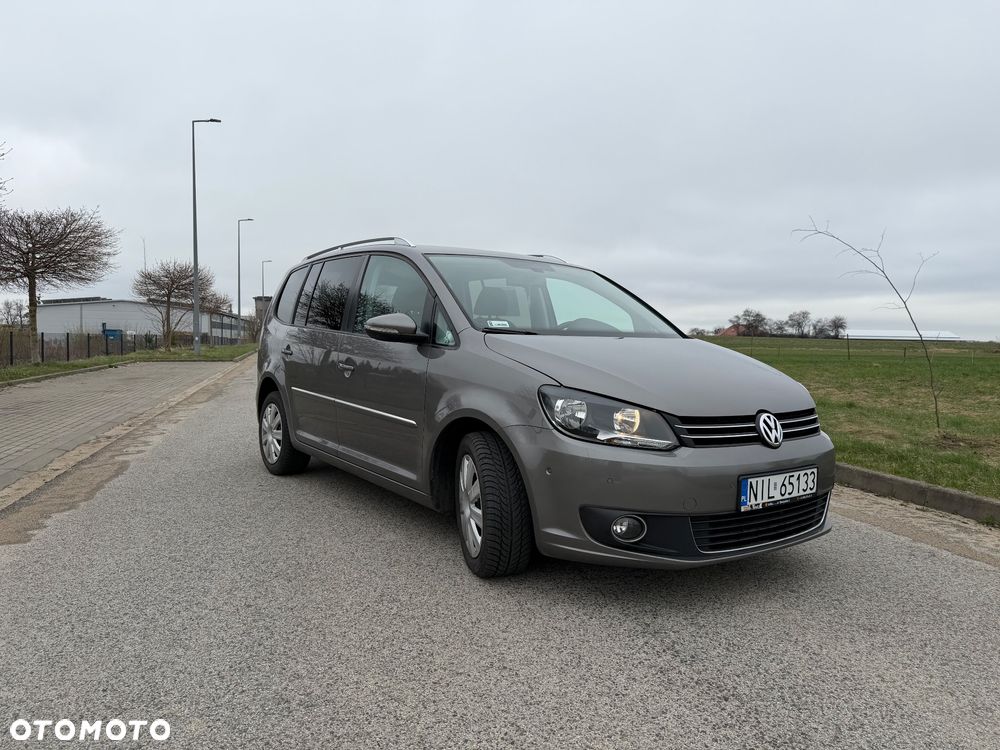 Volkswagen Touran 2.0 TDI Highline - 4
