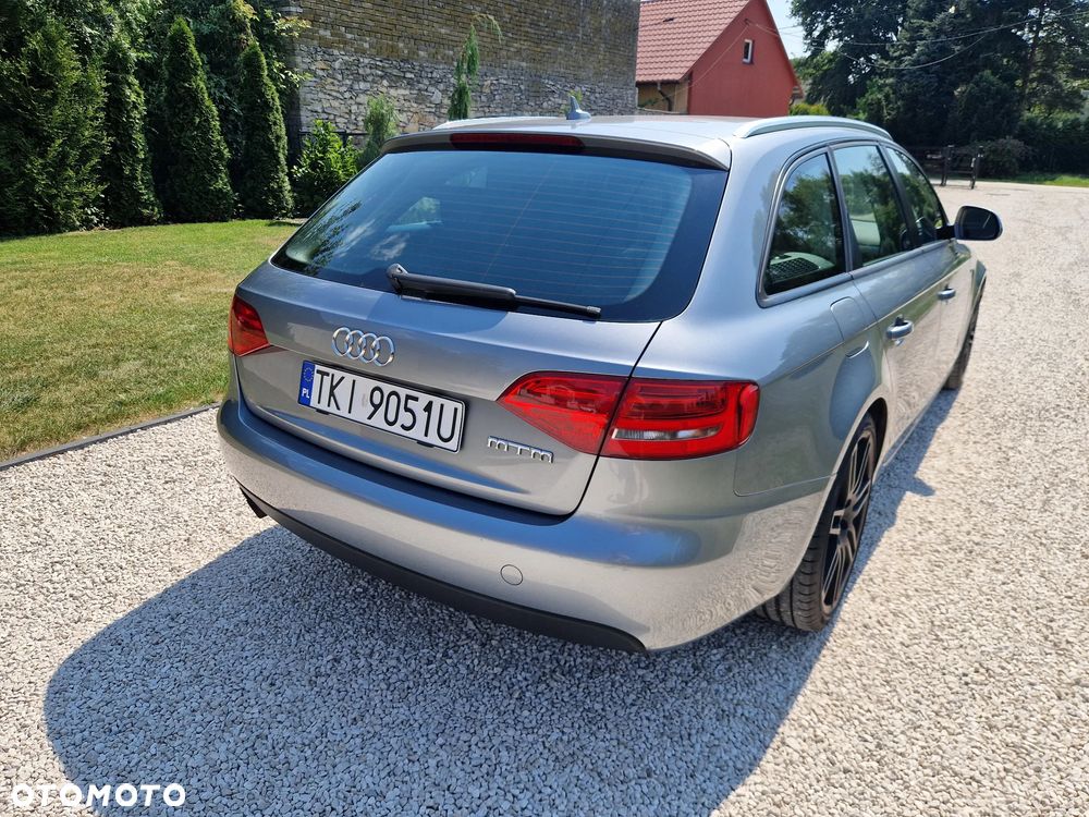 Audi A4 Avant 2.0 TDI DPF Ambiente - 21