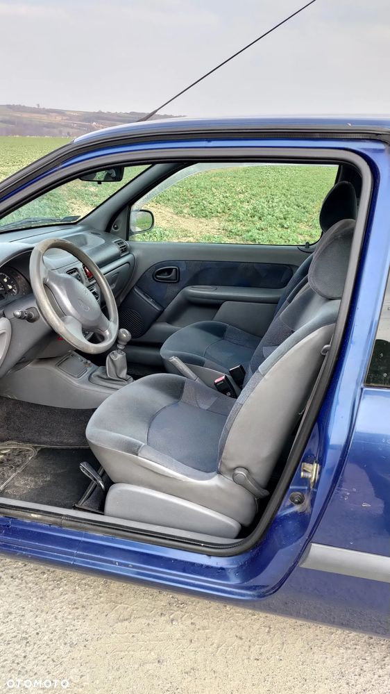 Renault Clio 1.2i RT - 7