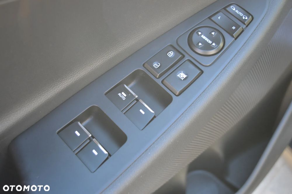 Hyundai Tucson 1.7 CRDI BlueDrive GO 2WD - 25