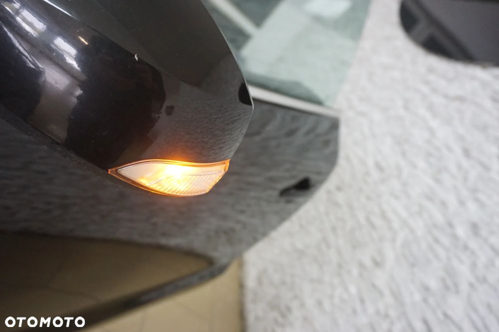 Renault Laguna V6 dCi 235 FAP GT - 14