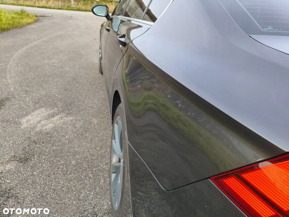 Volkswagen Passat 1.5 TSI EVO Business - 8