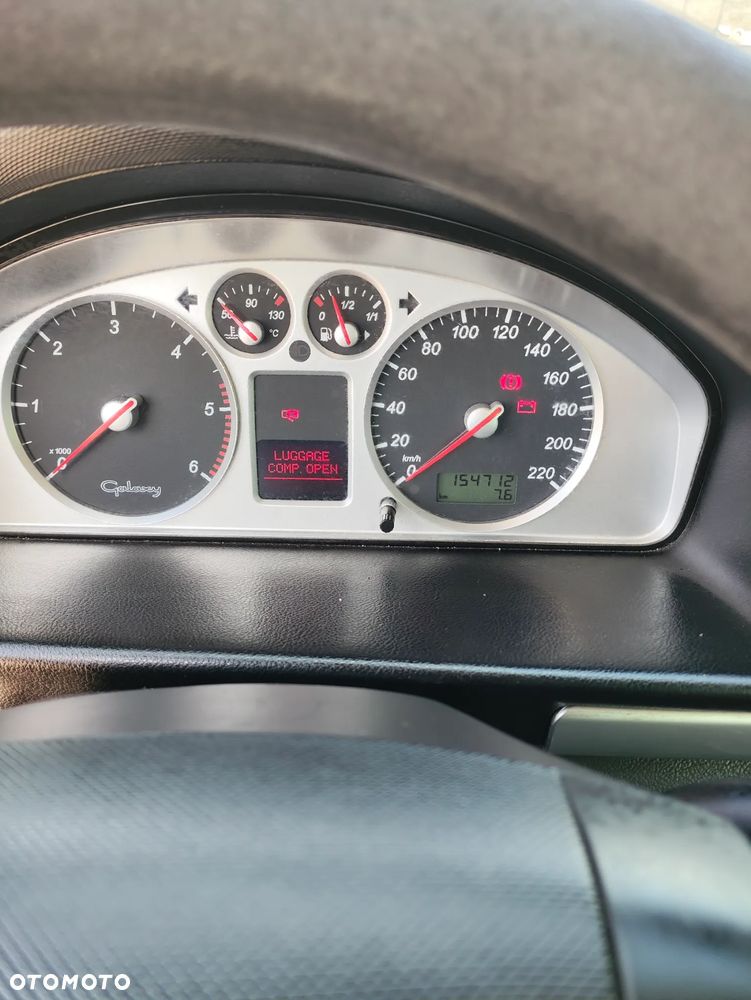 Ford Galaxy 2.0 X - 14