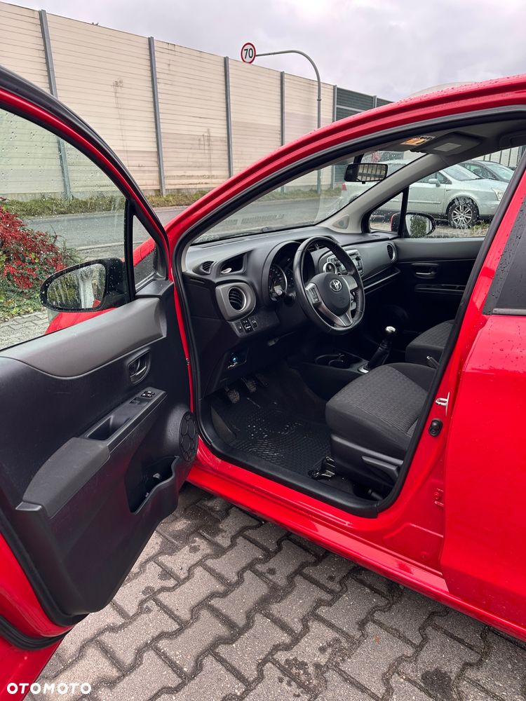 Toyota Yaris 1.0 VVT-i - 9