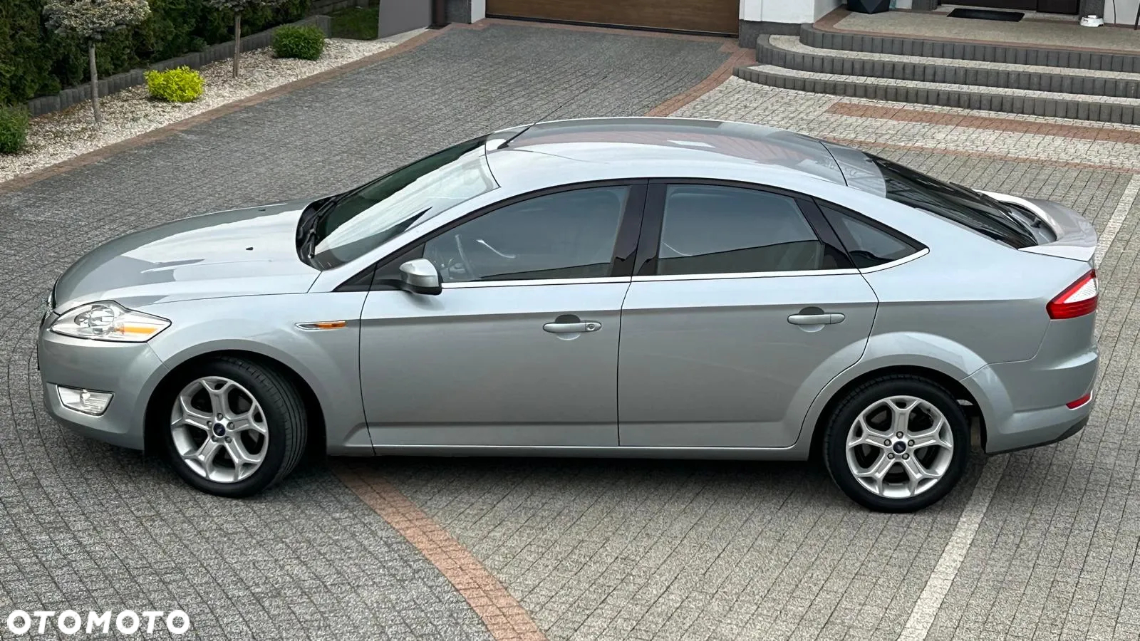 Ford Mondeo 2.0 Ghia Executive - 10