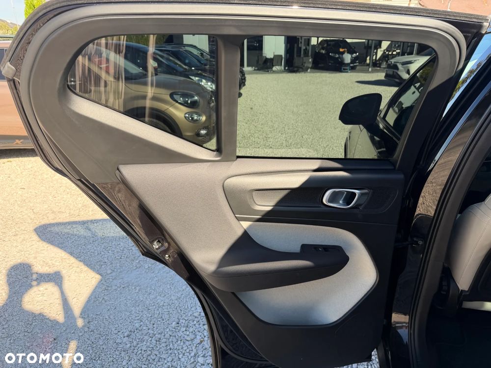 Volvo XC 40 D3 Momentum - 21