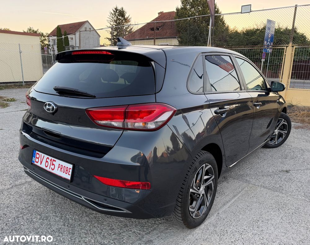 Hyundai i30 1.5 T-GDI MHEV 160CP Highway - 3