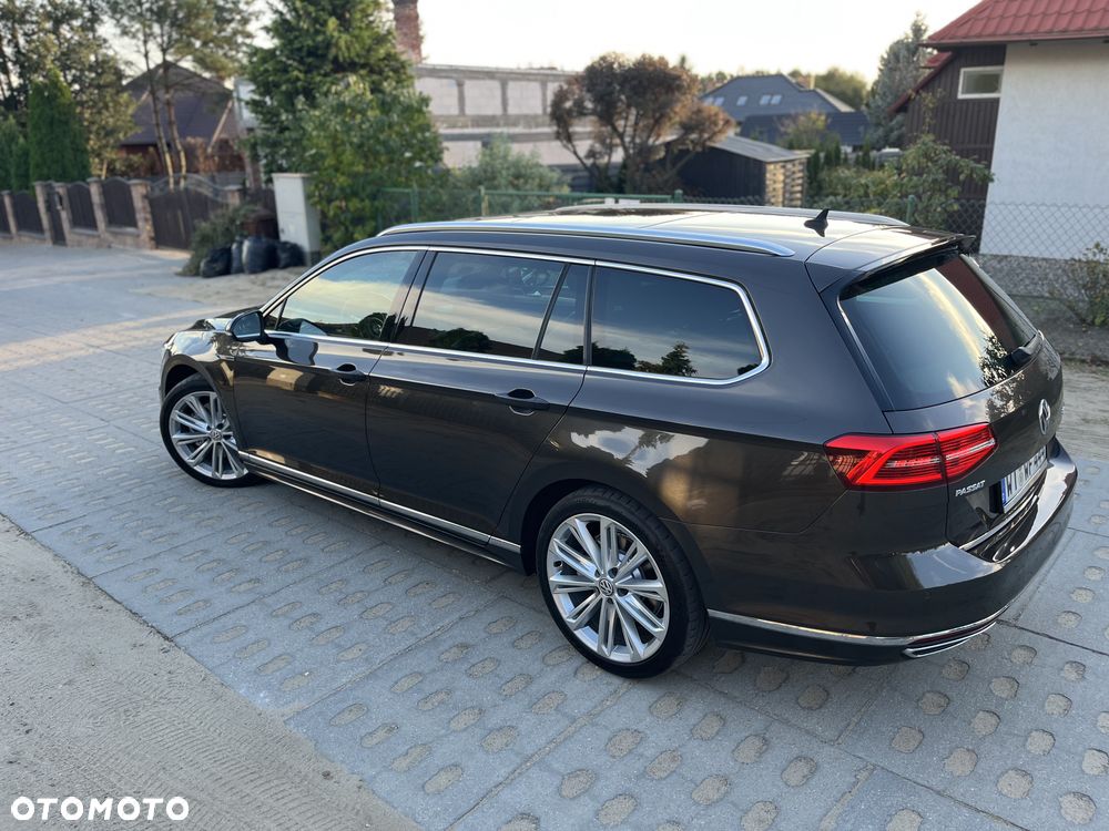 Volkswagen Passat Variant 2.0 TDI Bi-Turbo BMT 4Mot Highline DSG - 2