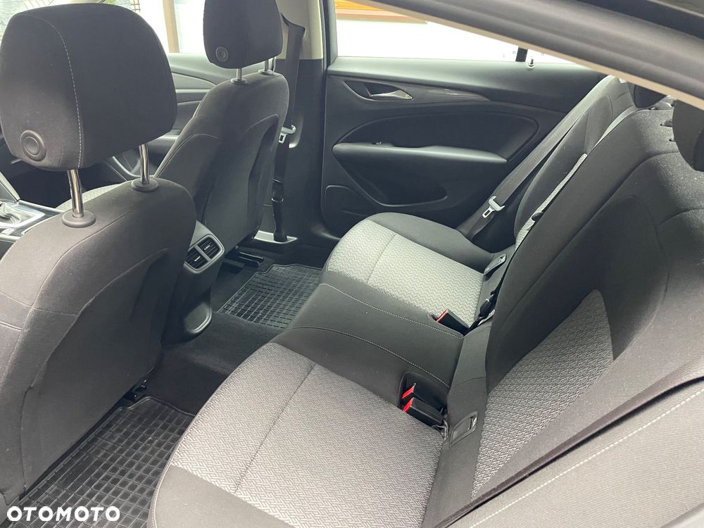Opel Insignia 1.5 T Exclusive S&S - 18