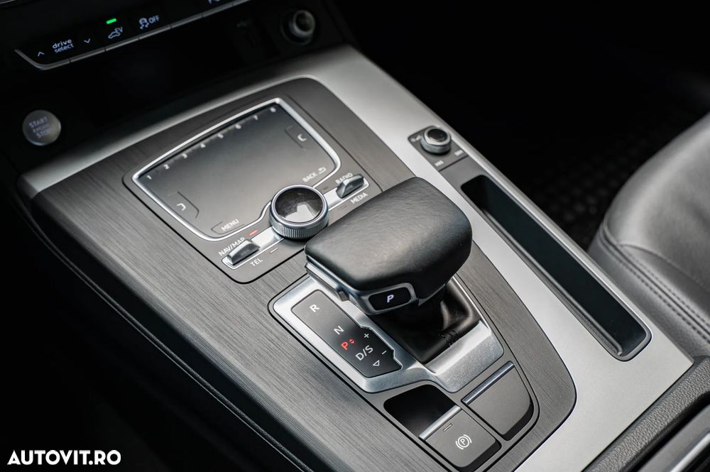 Audi Q5 50 TFSIe quattro S tronic S line - 8