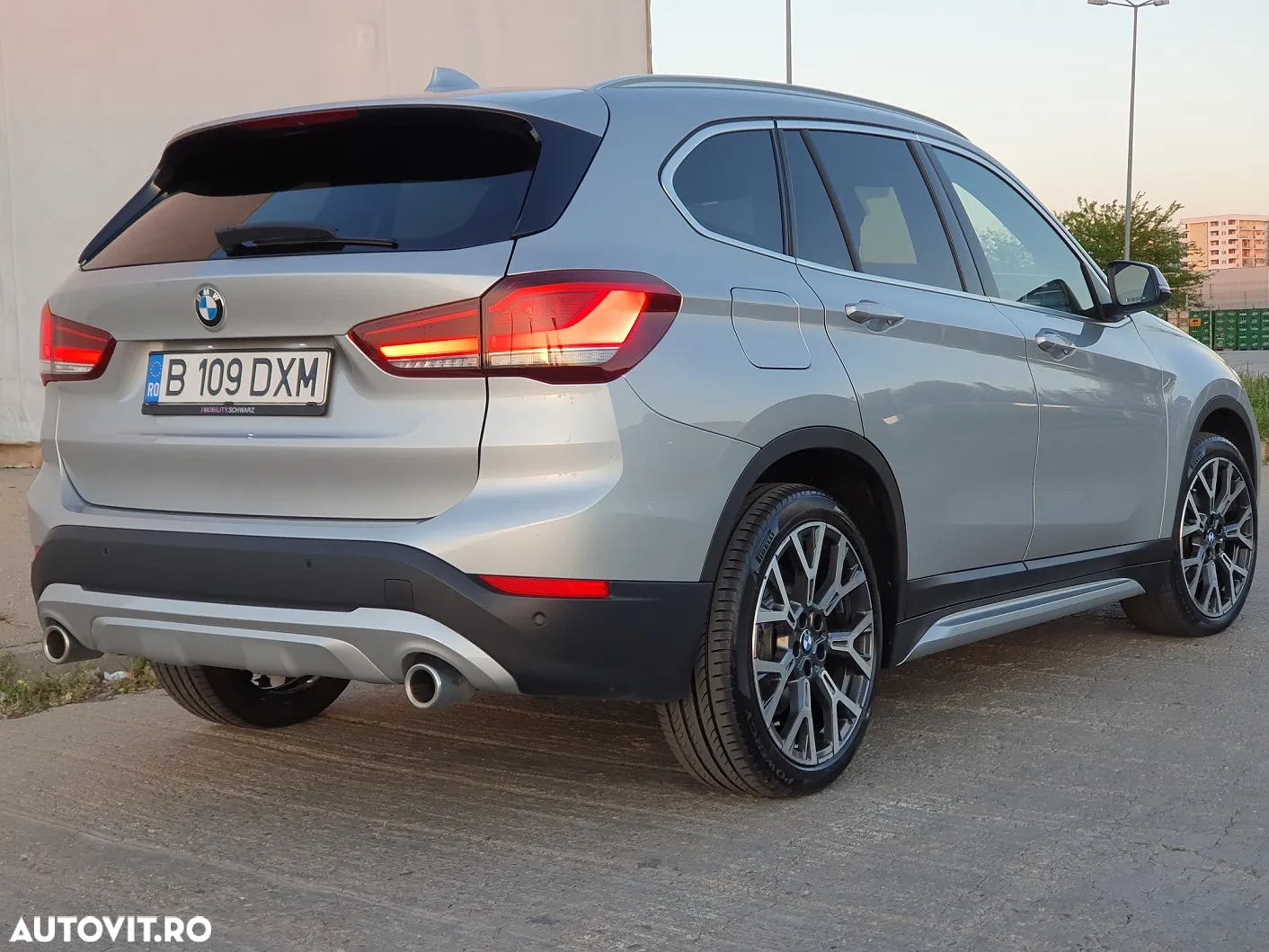 BMW X1 xDrive20d AT - 3