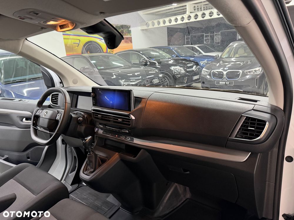 Opel Vivaro - 23