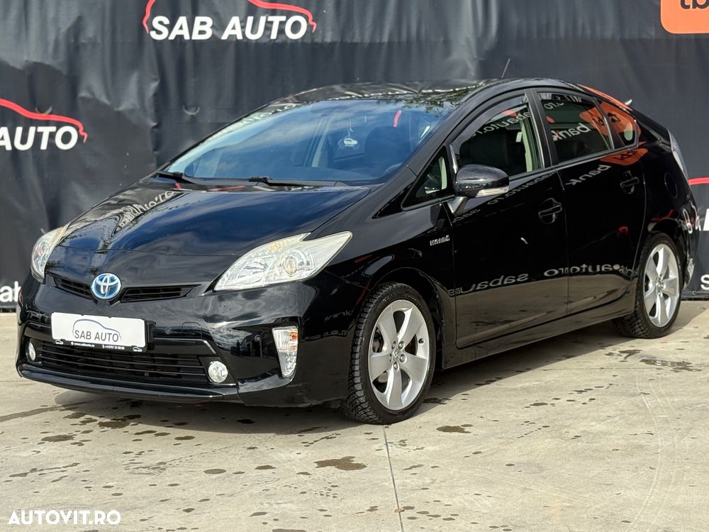 Toyota Prius (Hybrid) Luna - 4