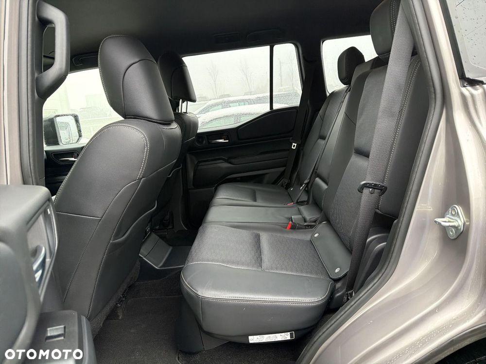 Toyota Land Cruiser LC 2.8 D-4D Executive - 14