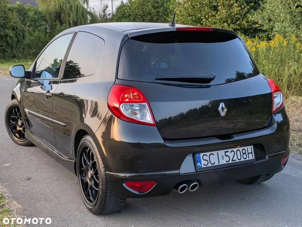 Renault Clio - 1