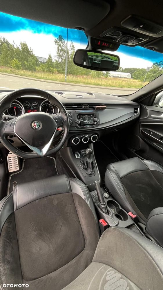 Alfa Romeo Giulietta 1750 TBi QV TCT - 29