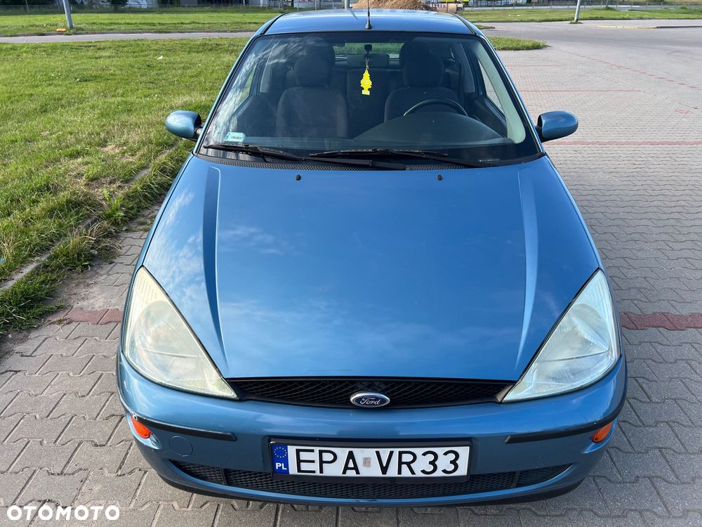 Ford Focus 1.4 Ambiente - 4
