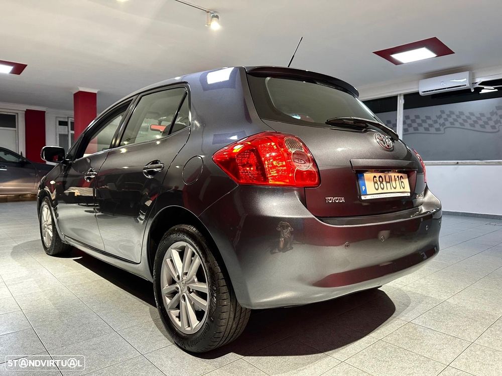 Toyota Auris 1.4 VVT-i AC+VSC - 4