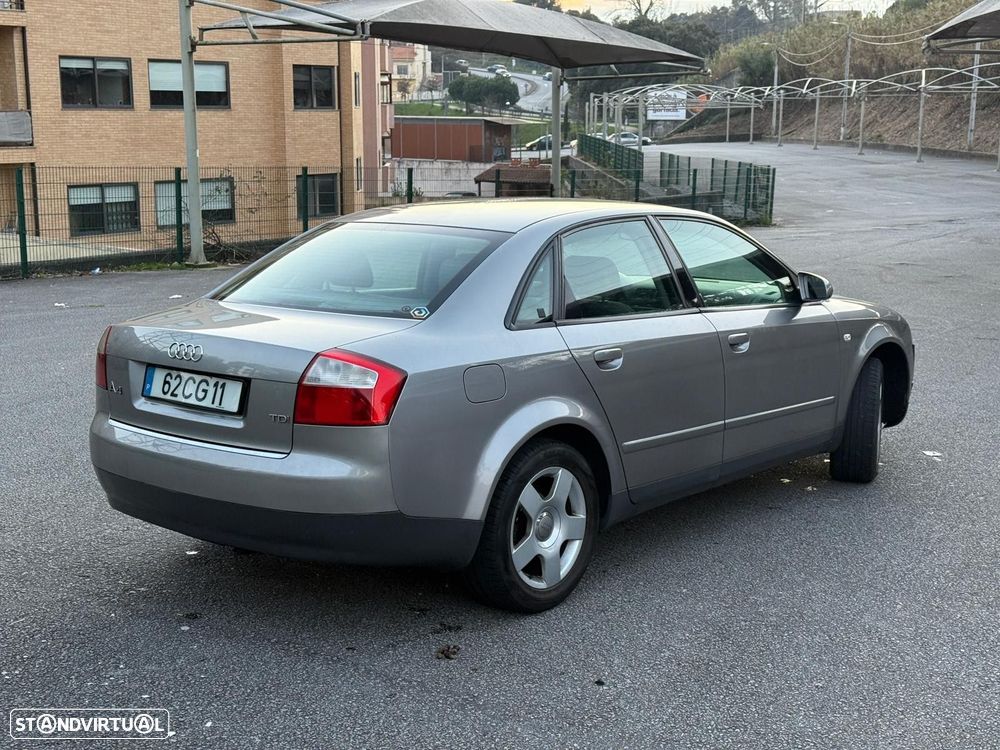 Audi A4 1.9 TDI m5 Sport - 6