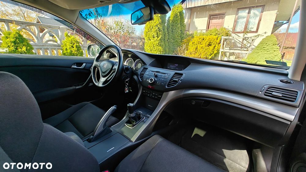 Honda Accord 2.0 Elegance - 18