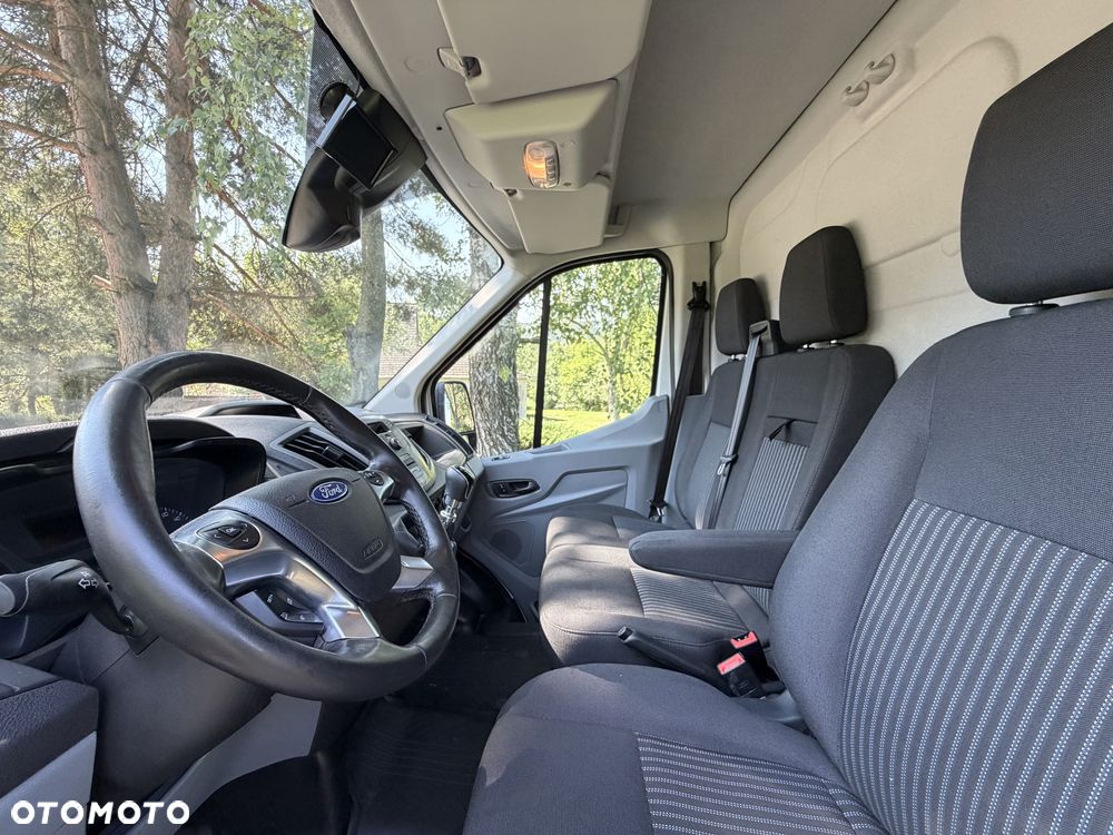 Ford Transit - 16
