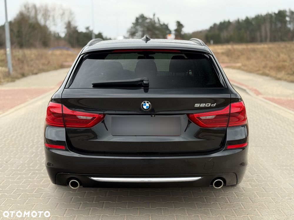 BMW Seria 5 520d Luxury Line - 6