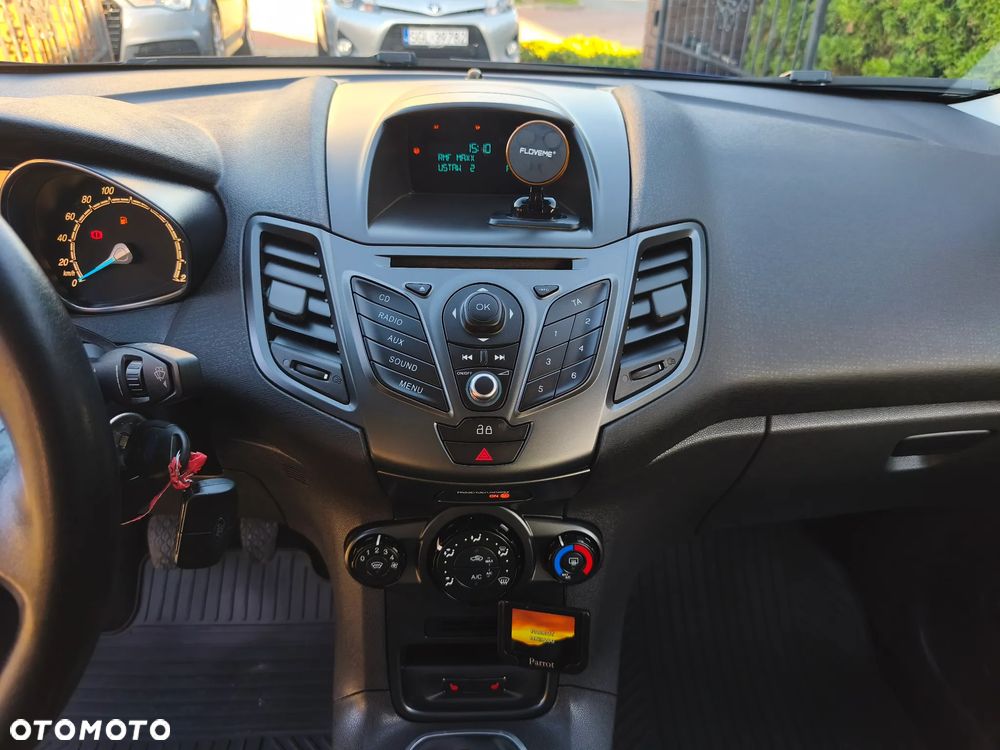 Ford Fiesta 1.25 Celebration - 6