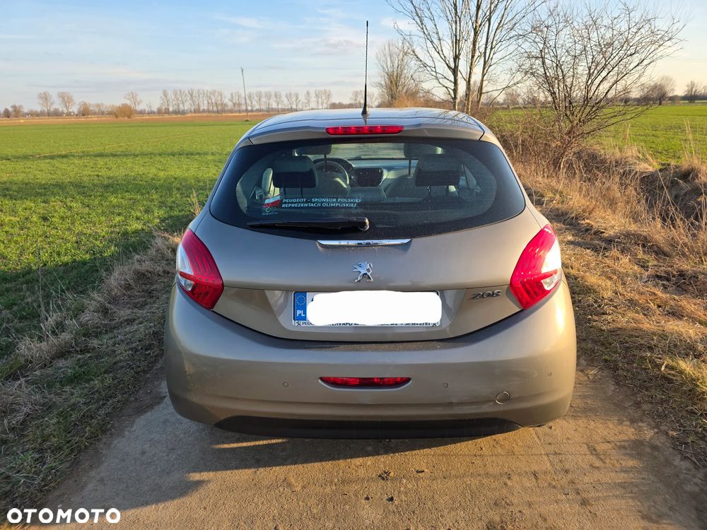 Peugeot 208 1.2 VTi Active - 4