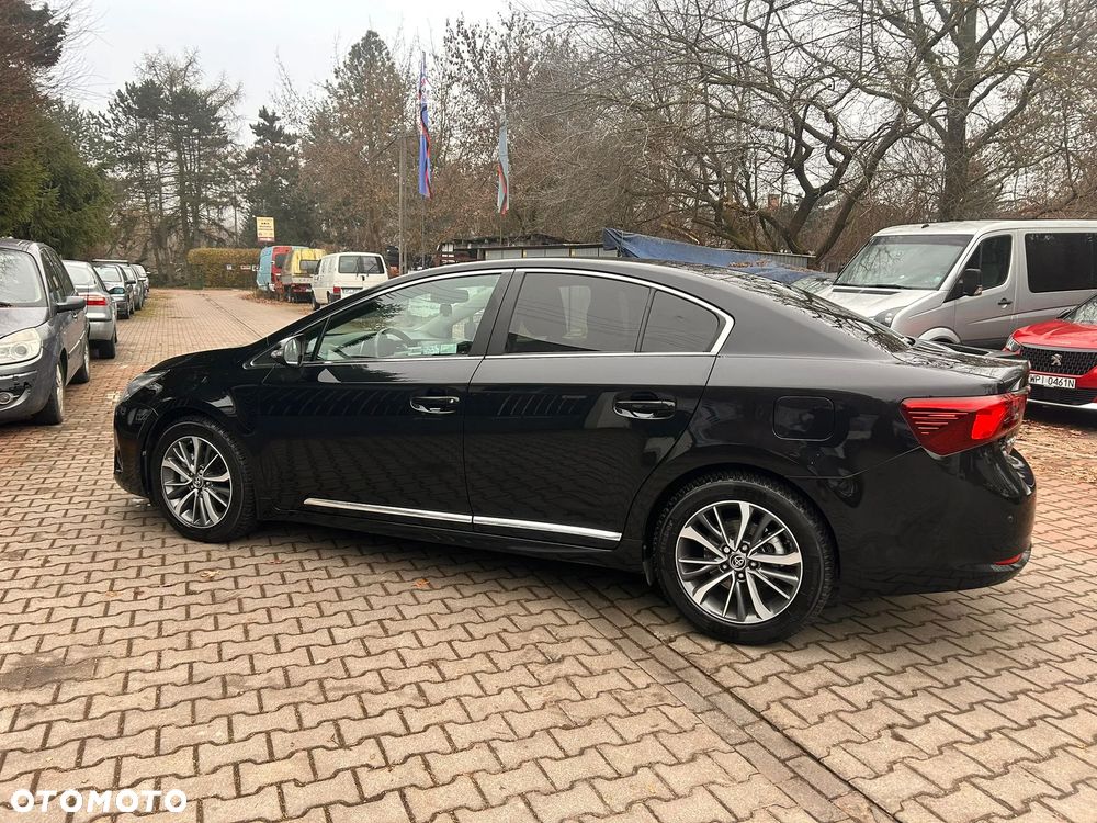 Toyota Avensis 1.8 Premium - 3
