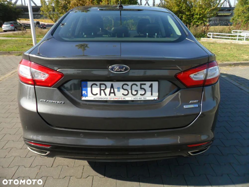Ford Mondeo 2.0 EcoBoost Titanium - 6