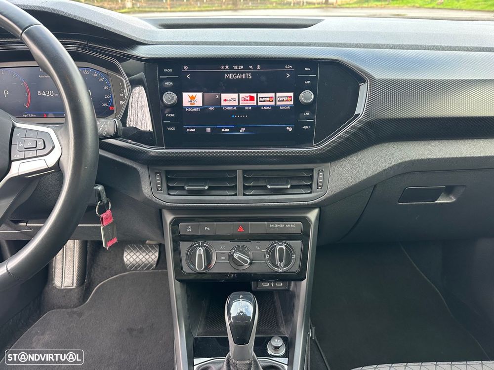 VW T-Cross 1.0 TSI Life DSG - 9