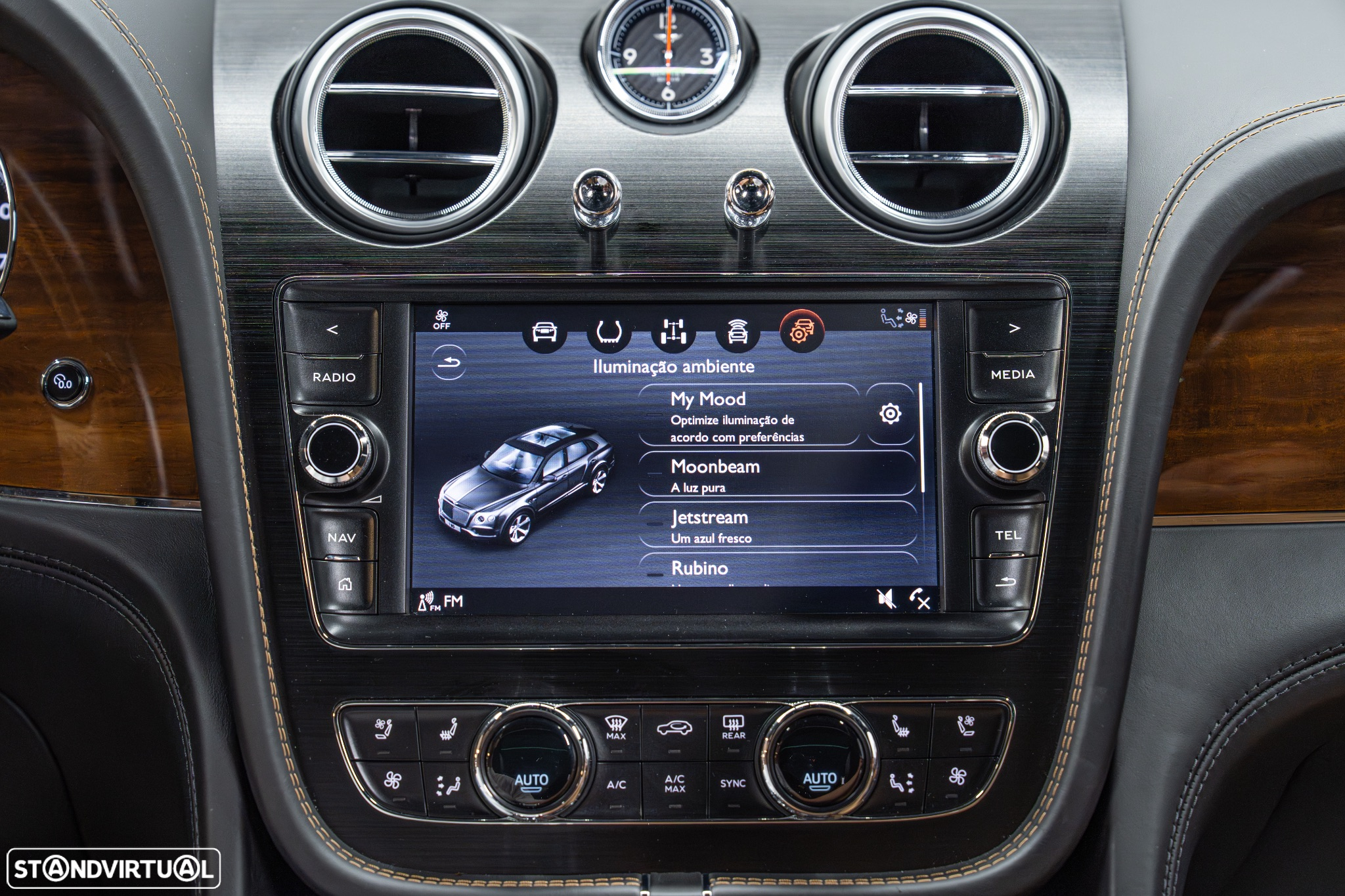 Bentley Bentayga V8 - 39
