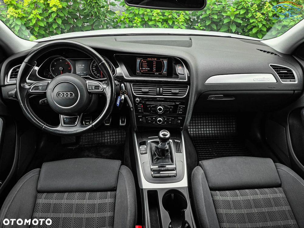 Audi A4 Avant 2.0 TDI DPF clean diesel quattro S line Sportpaket - 17