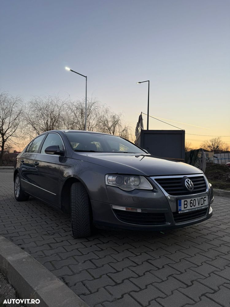 Volkswagen Passat 2.0 TDI Comfortline - 9