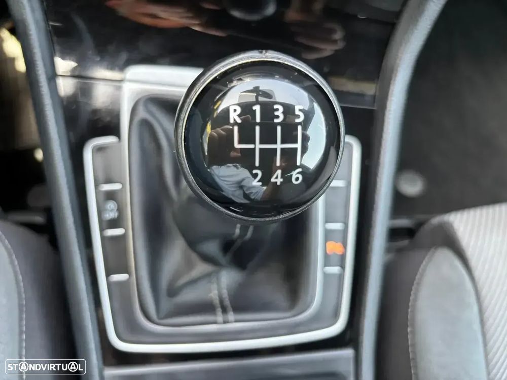 VW Golf 1.2 TSi R-Line - 25