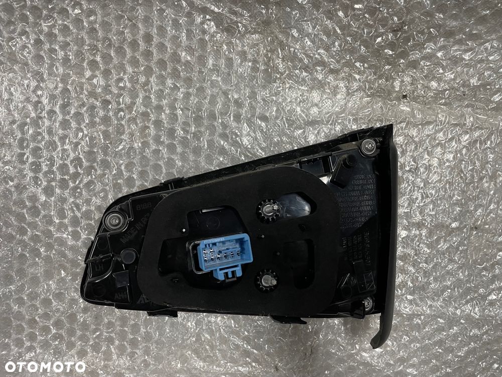 LAMPA TYŁ LEWA W KLAPĘ VOLKSWAGEN PASSAT B8 LIFT LED 3G9945307N - 7