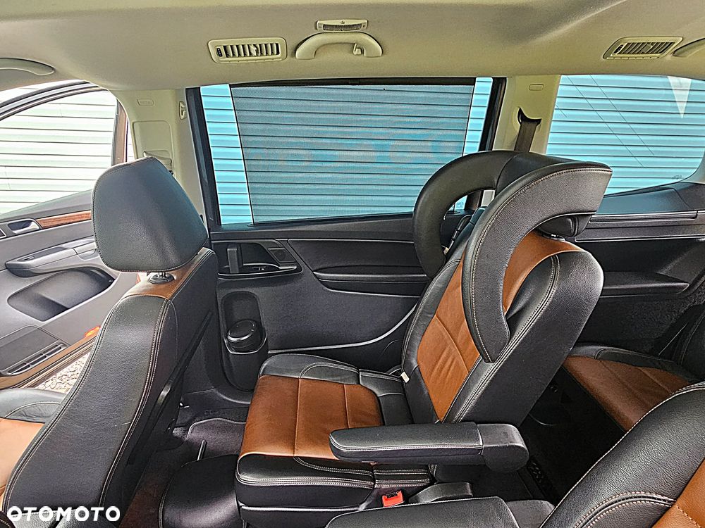 Volkswagen Sharan - 32