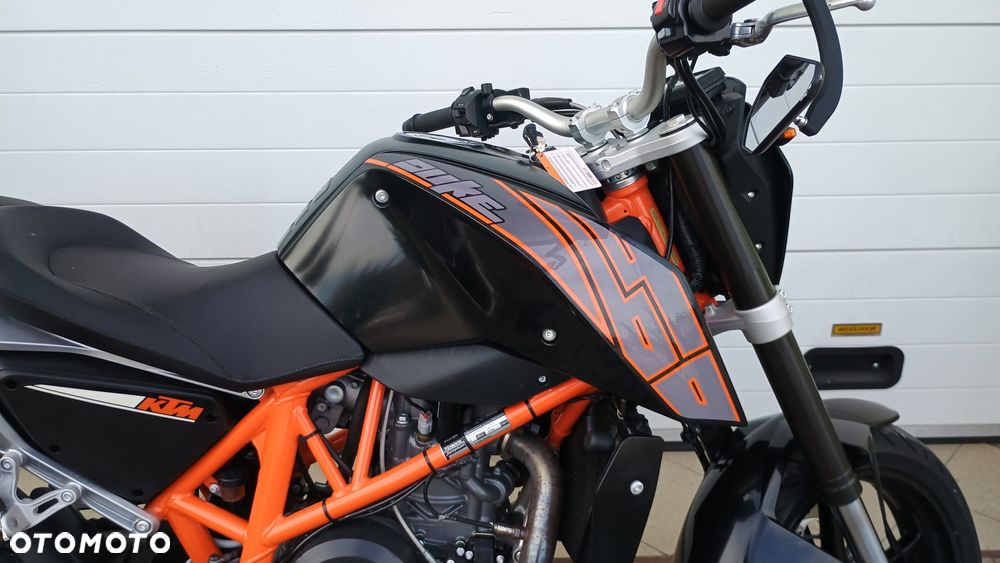 KTM Duke - 13