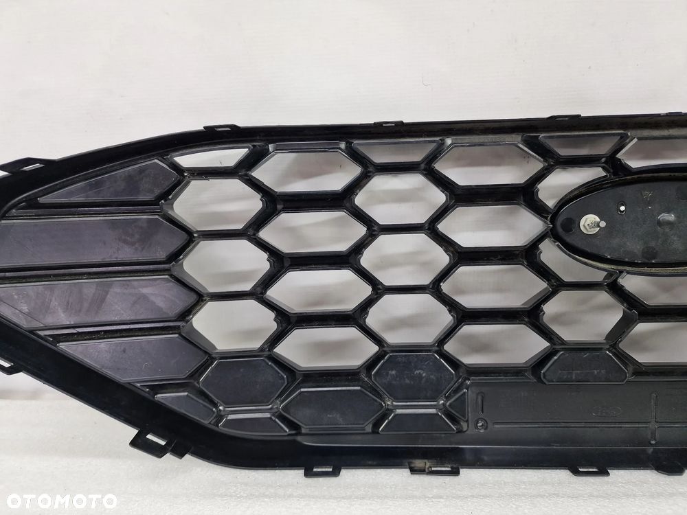 FORD FIESTA MK8 LIFT ST-LINE 21- ATRAPA / GRILL PRZEDNI PRZÓD , NR N1BB-8200-D6 , NR AUKCJI GL543 - 16