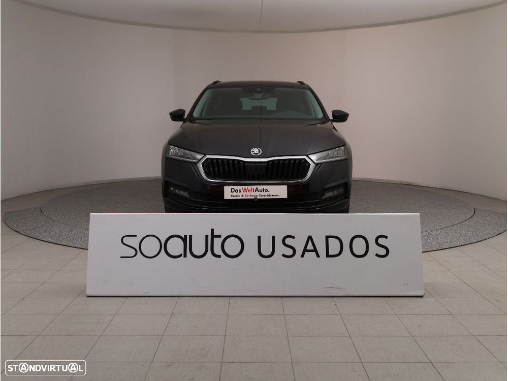 Skoda Octavia 2.0 TDI Ambition — fotografia 2