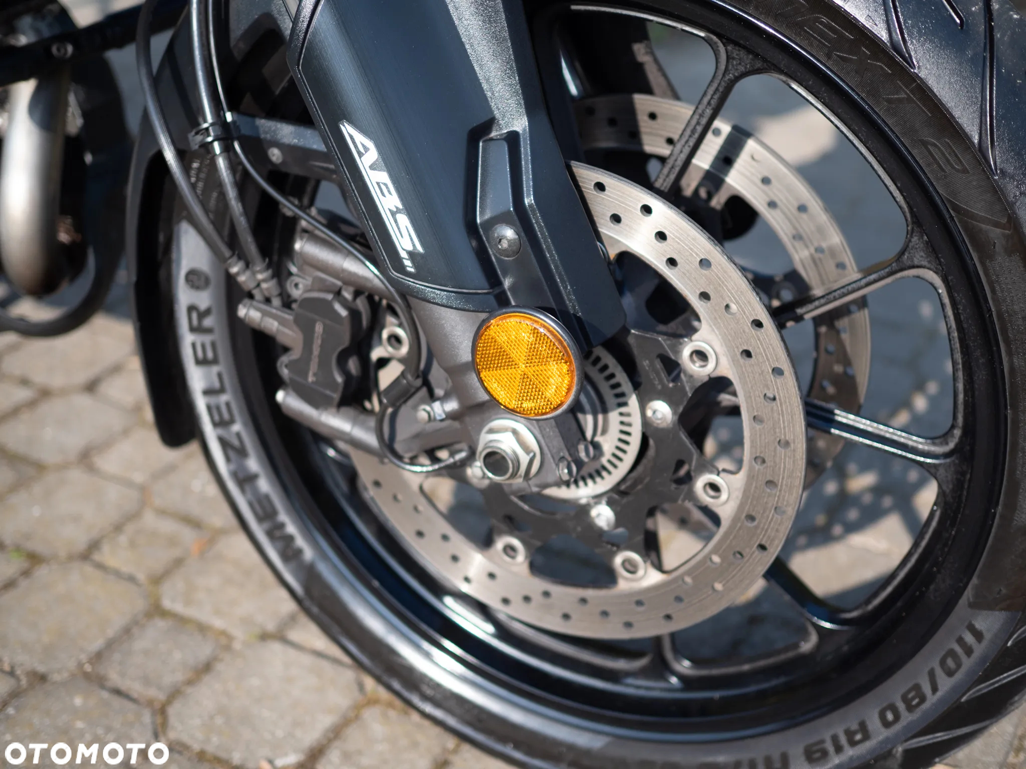 Suzuki V-STROM - 6